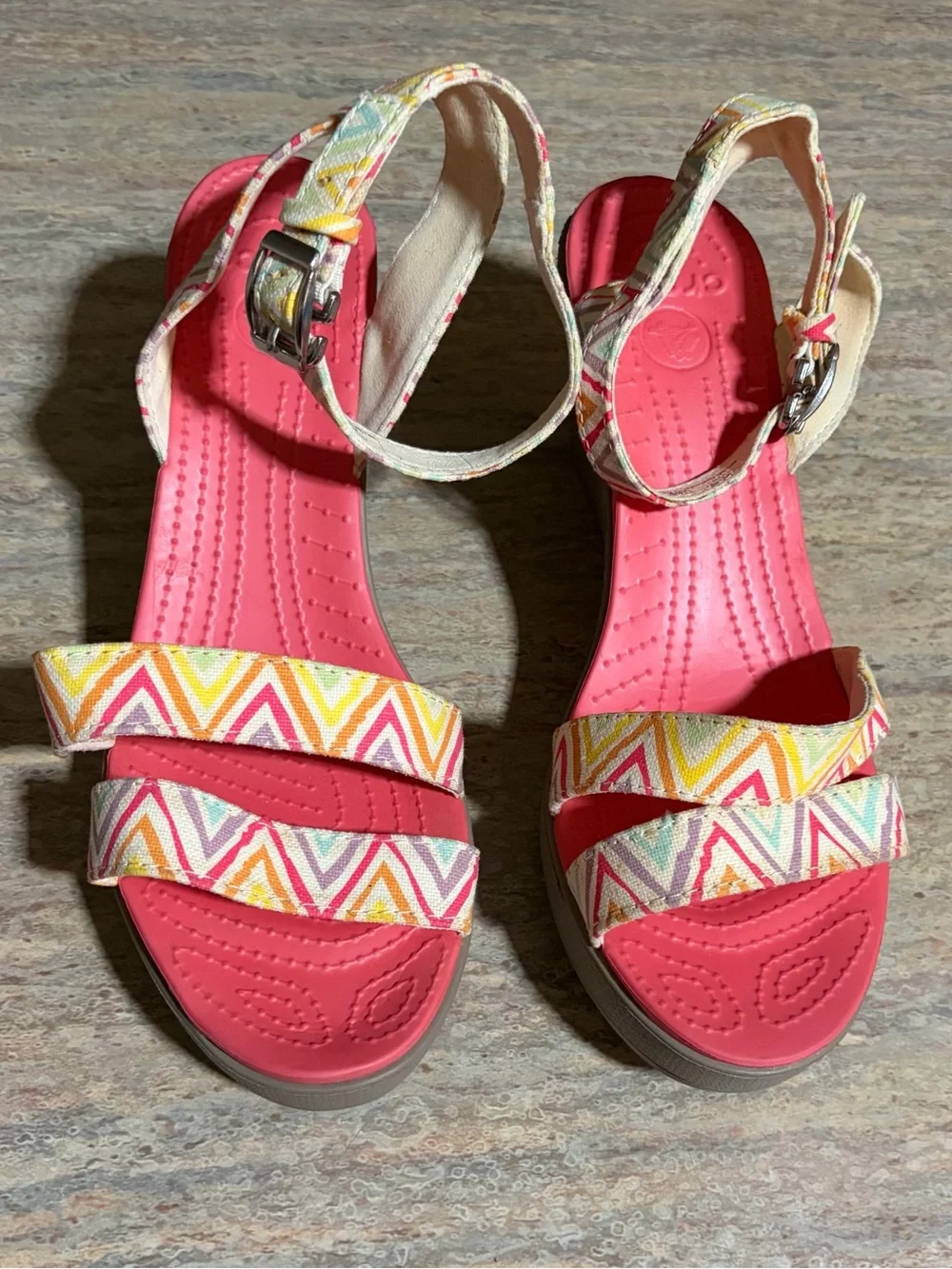 CROCS Multicolored Zigzag Patterned Strap Wedge Sandals